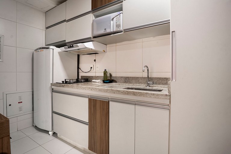 Flat 1Q com suíte |  Piscina + Academia