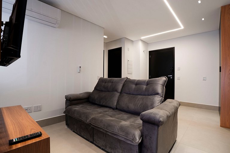 2Q com Suíte | Piscina + Academia + Garagem