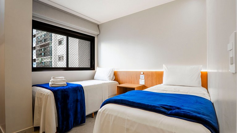 Flat moderno no Bueno | Piscina rooftop | Órion